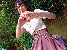 メイドカフェ店員・りりちゃん（20）は精子が大好きな変態女子 メガネ顔に大量顔射×ごっくん9飲精　サンプル画像06